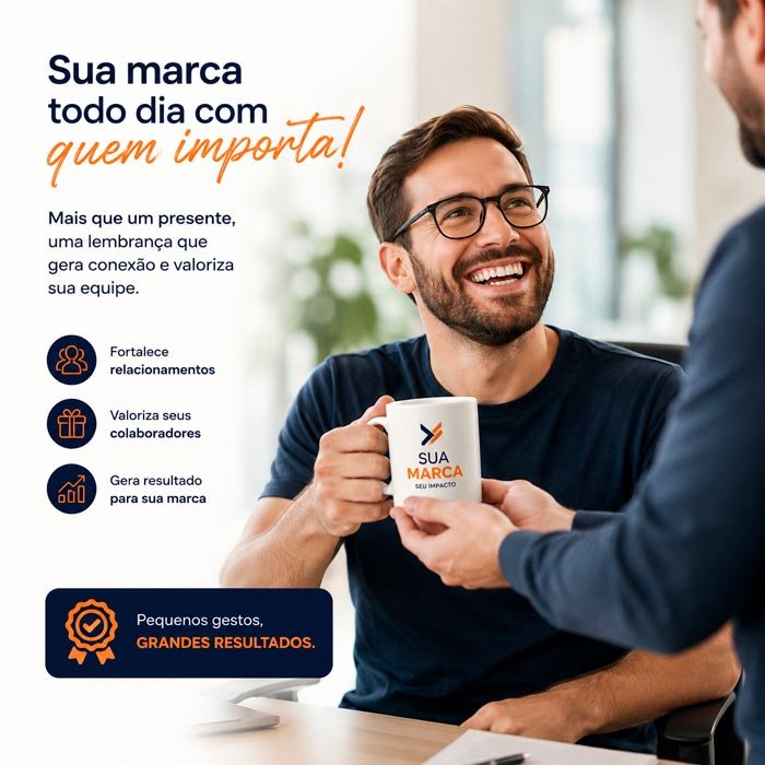 Colaborador recebendo caneca